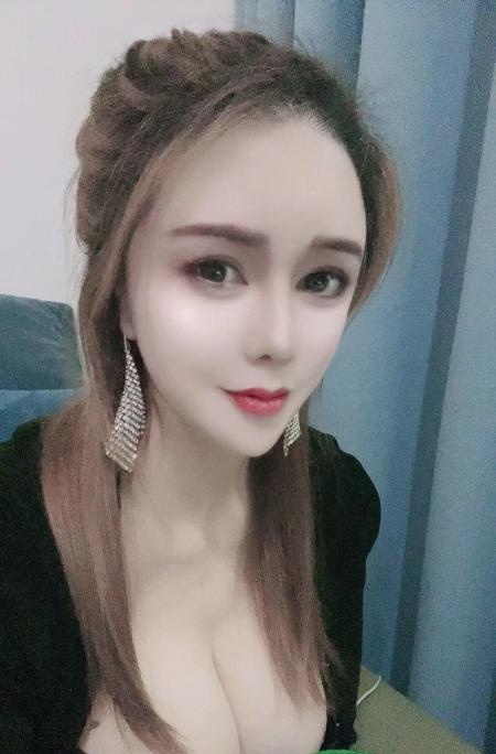 大胸混血儿Gigi