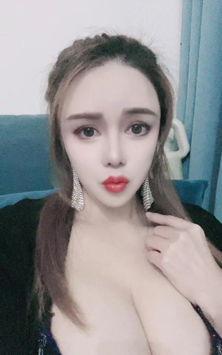 大胸混血儿Gigi