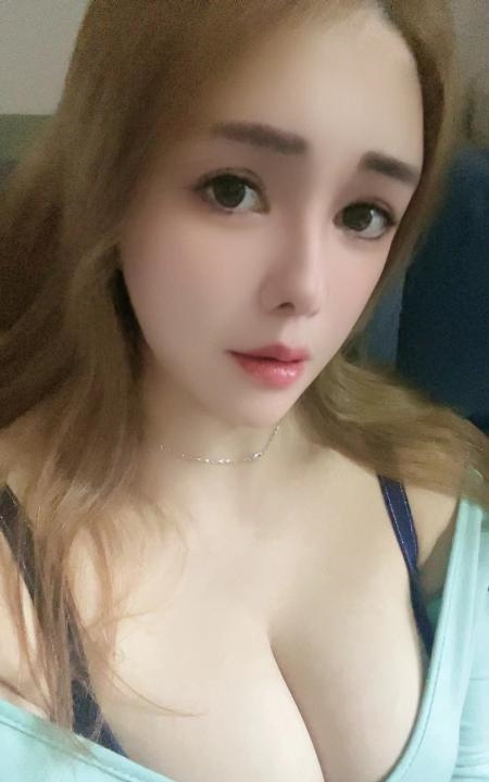 大胸混血儿Gigi