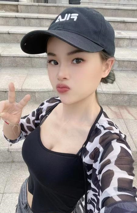 天河苗苗