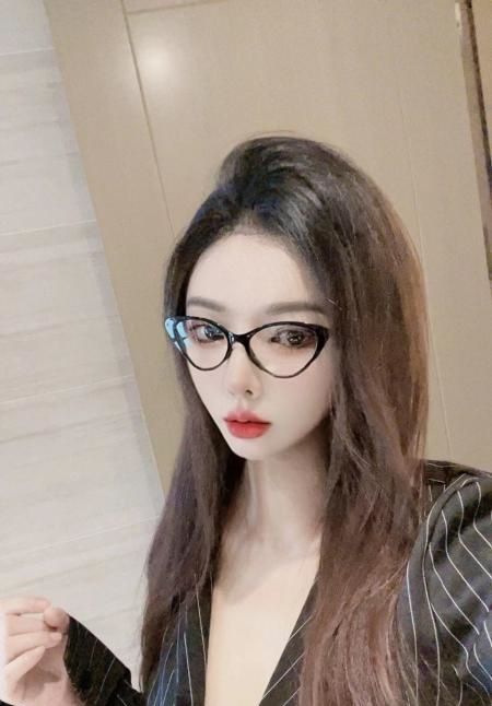 天河大长腿模特