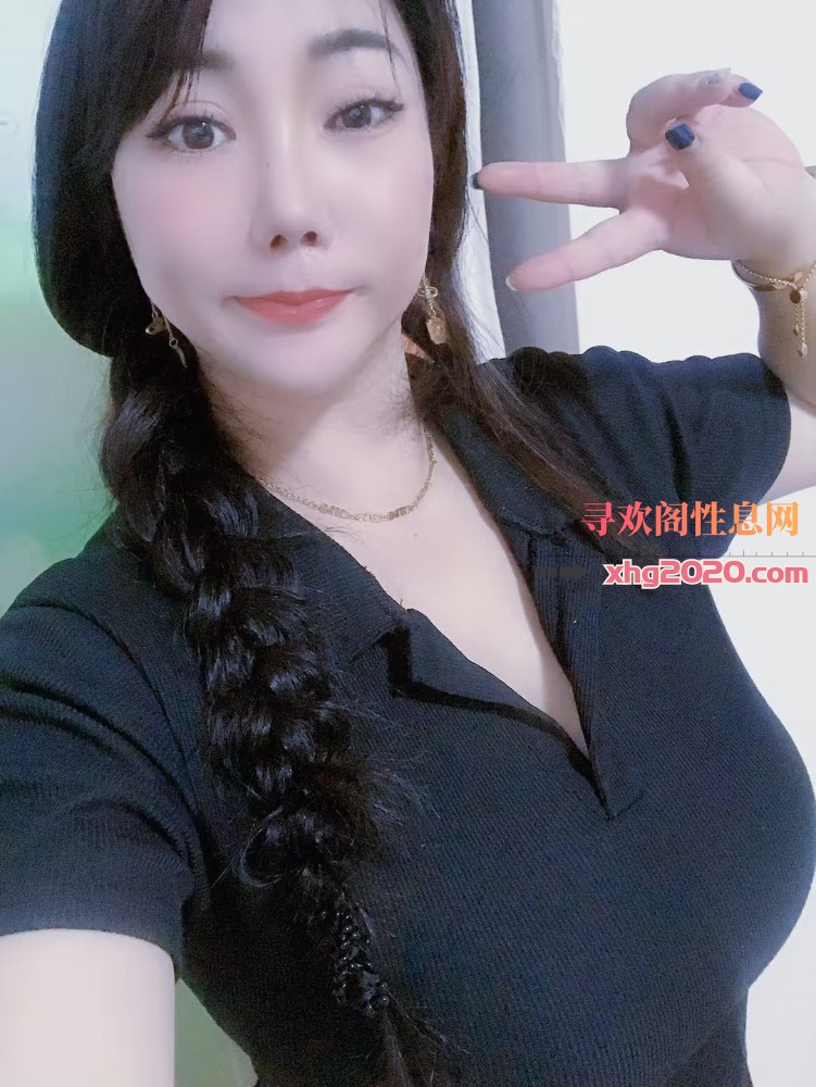 合肥超级巨乳大奶轻熟女G杯