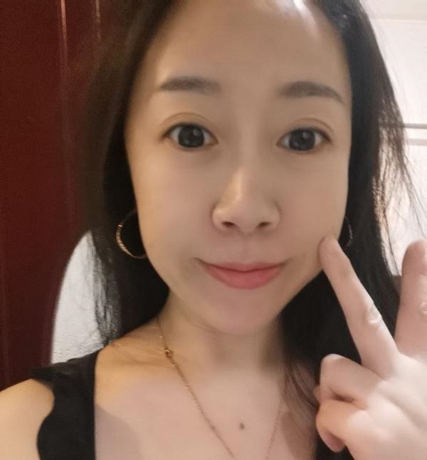 青春水岸情趣熟女