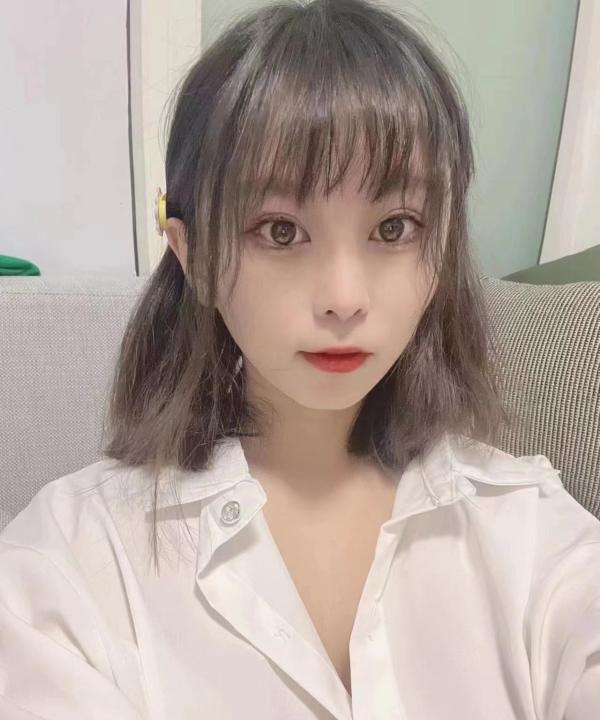 服务熊超大小姐姐