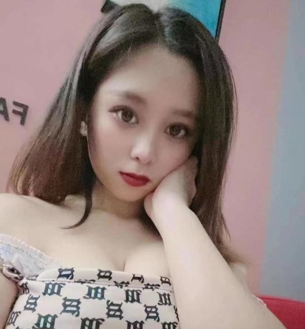 服务熊超大小姐姐