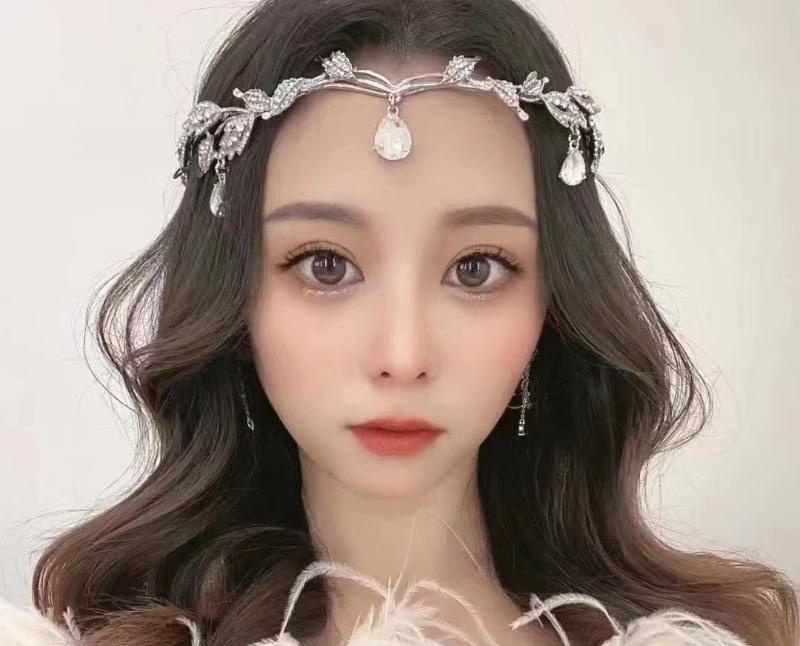 服务熊超大小姐姐