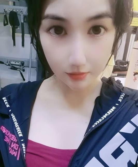 普陀健身诗诗