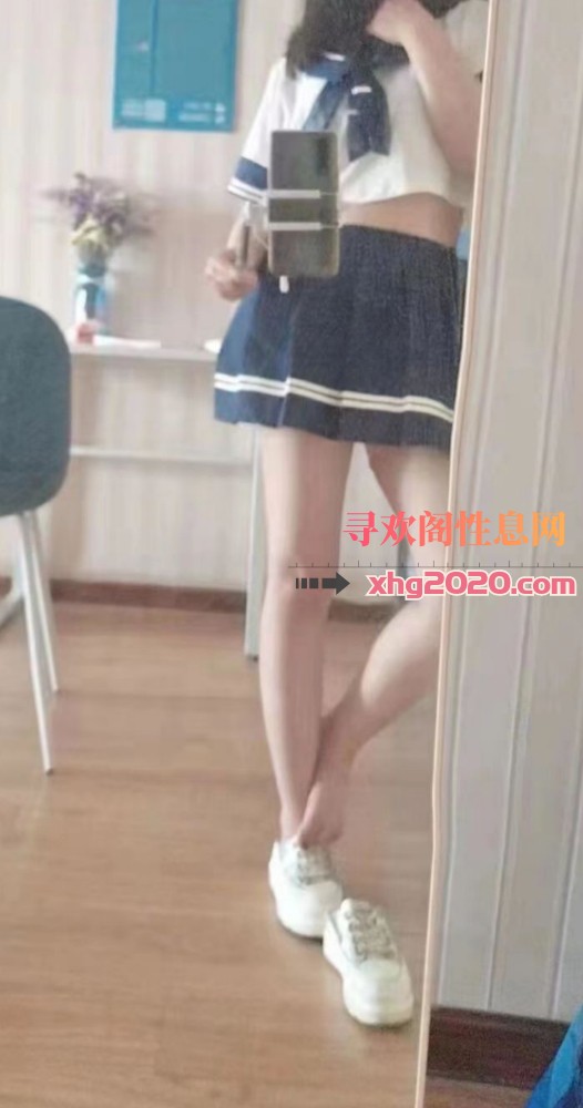 享受朋友推荐口活不错妹妹