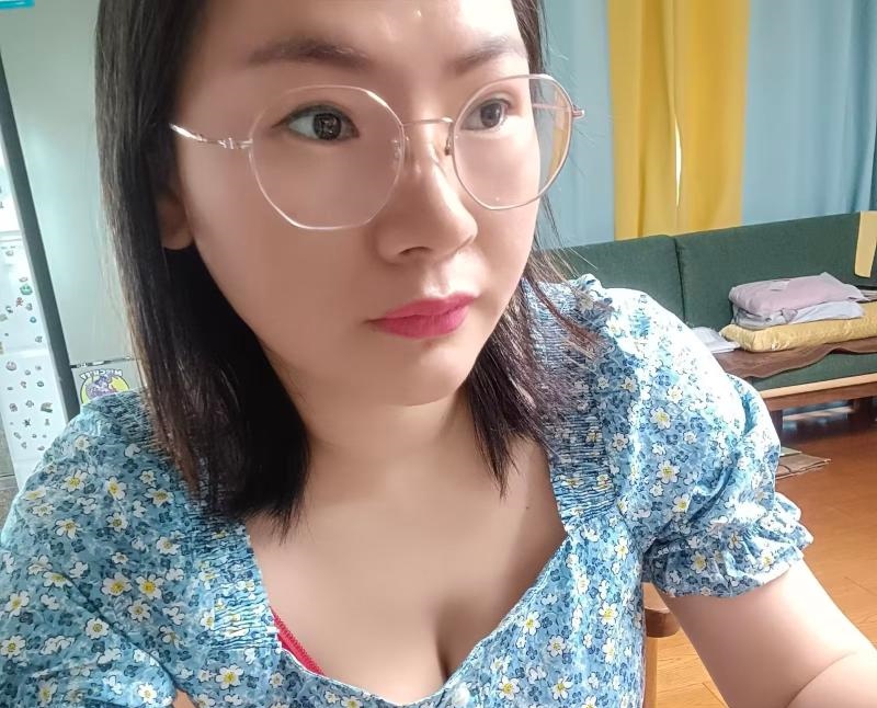 虎丘港龙城大奶妹