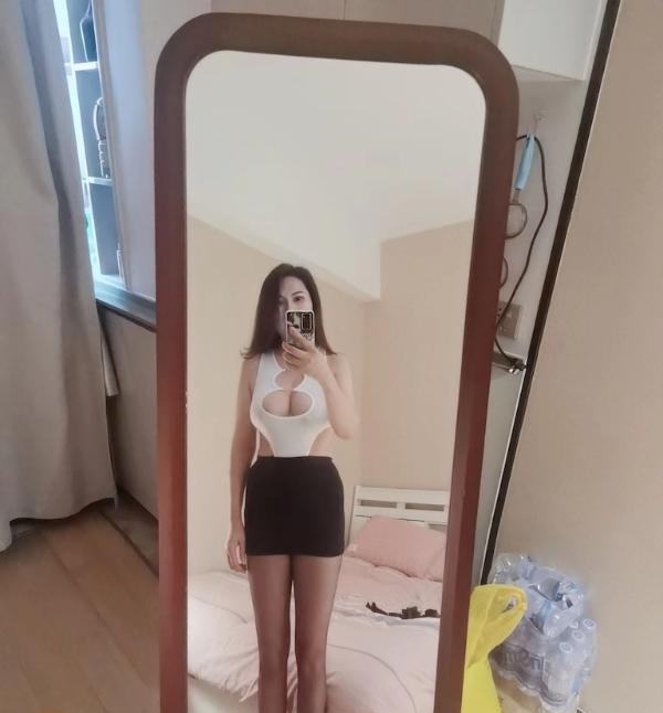 海臀御姐 妮妮