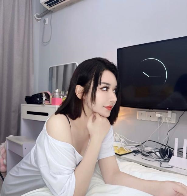 中俄混血大屁股大奶子