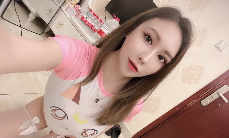 性感Tina老师