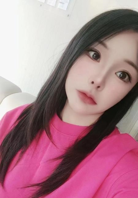 东丽华明镇小姐姐
