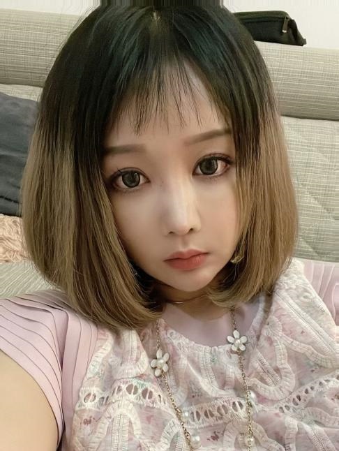 南京雨花台短发妹子