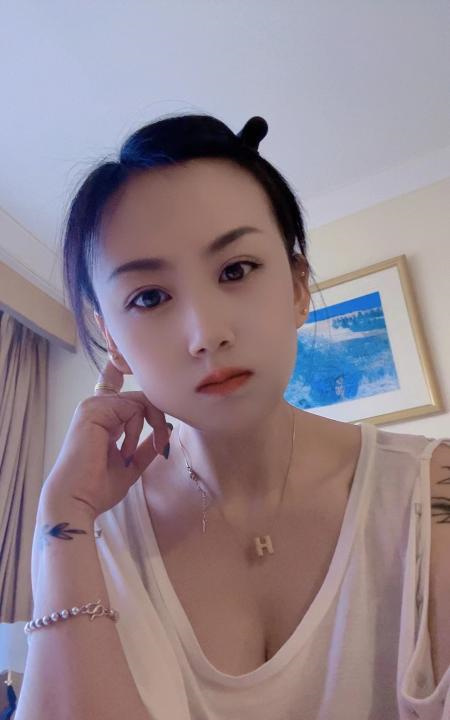 龙华长腿乖乖