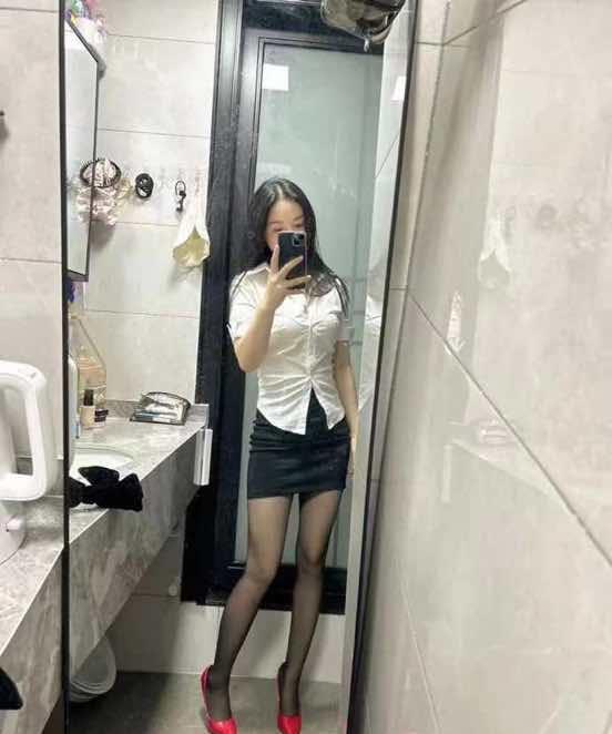 花都彤彤