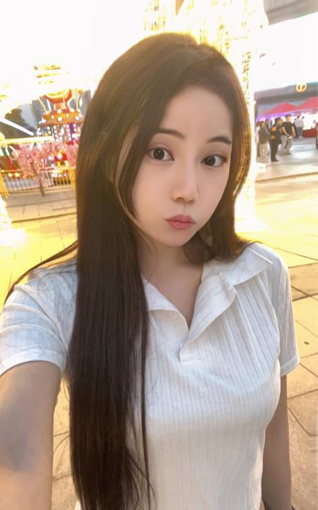 天河小少女弋雯