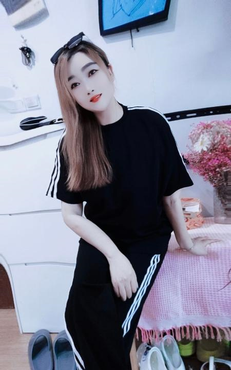 宝安服务女王范范
