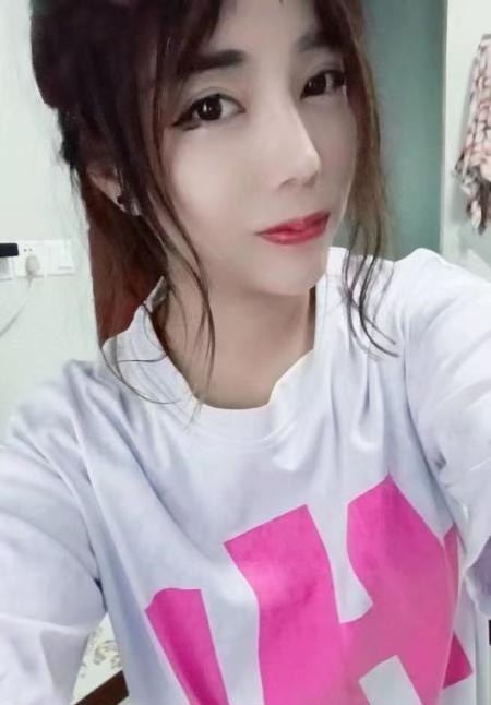 大女人小娘们