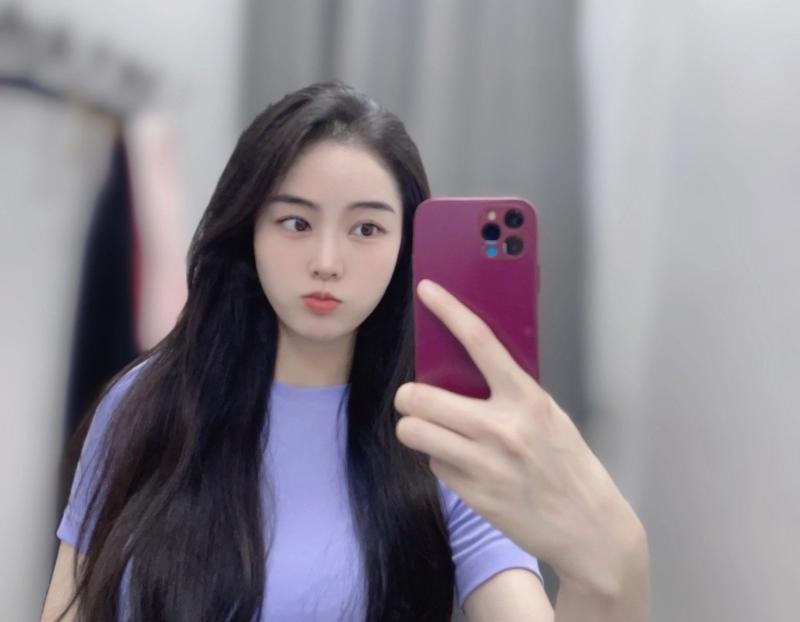 成都西单白妍妍