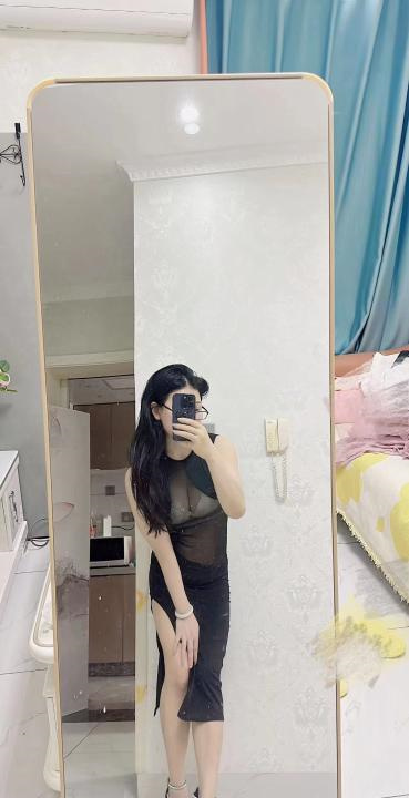 自带婚纱眼镜娘小倩