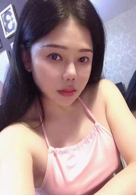 自带婚纱眼镜娘小倩