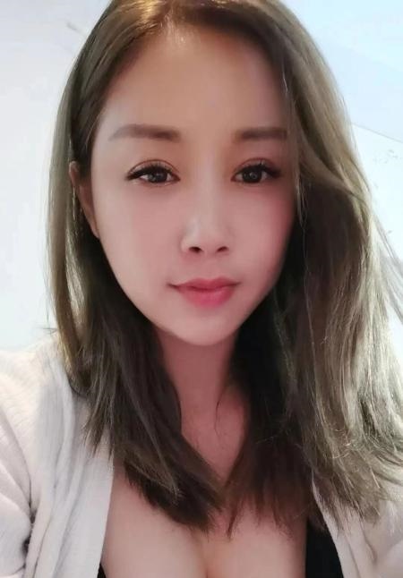 风骚大奶姐姐