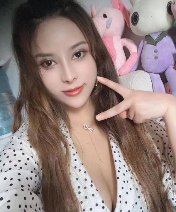 罗湖大波妹