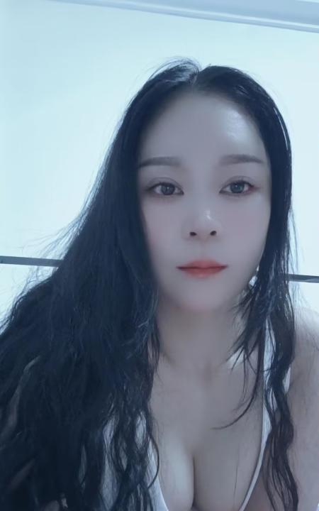 宝安大波妹颜颜