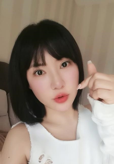 东北性感丰满美女