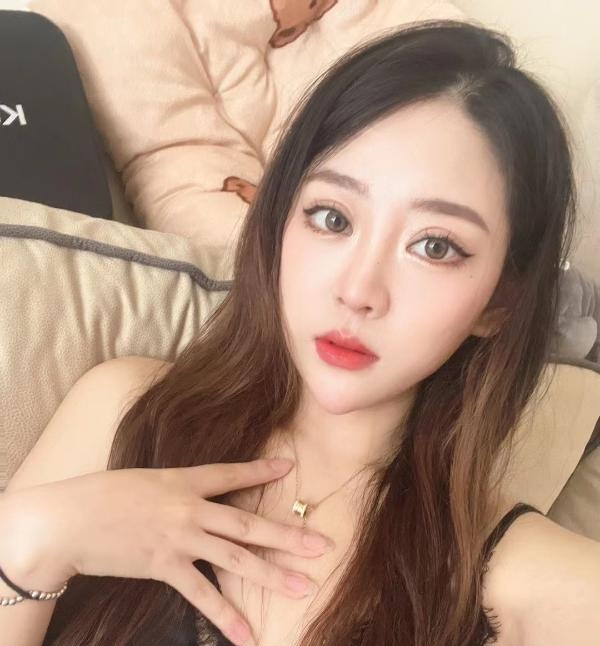 包河皮肤好看小妹