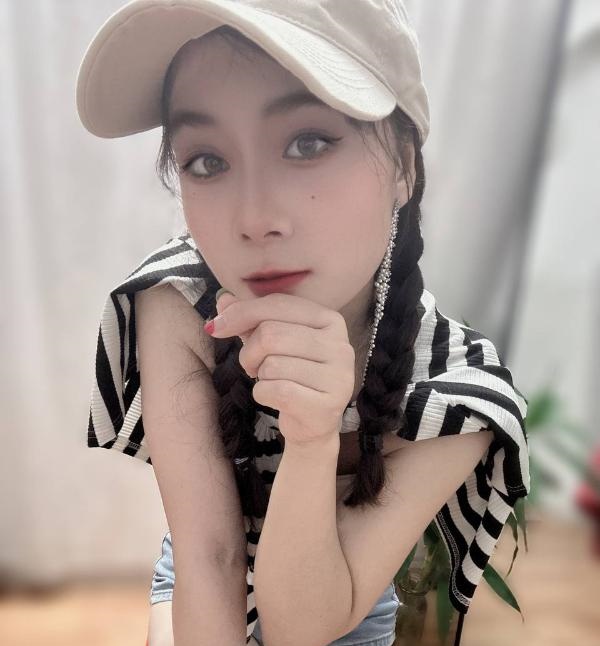 上城温柔甜心妹子