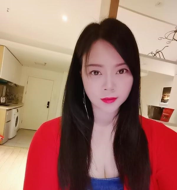高性价比完美小姐姐