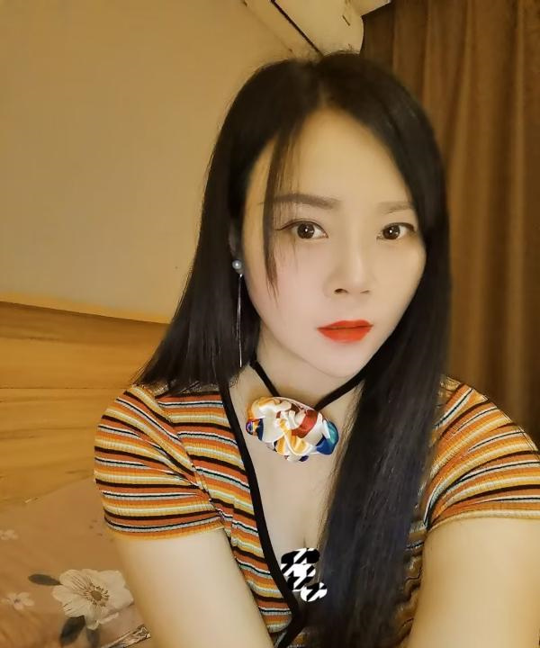 高性价比完美小姐姐