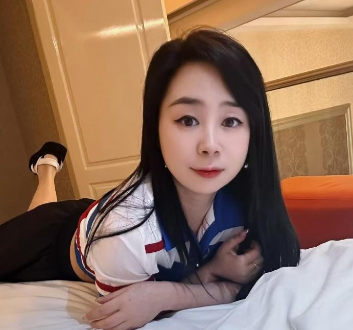 嘉禾珊珊美妇
