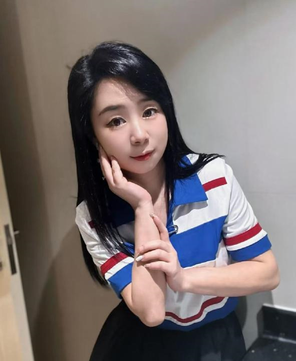 嘉禾珊珊美妇