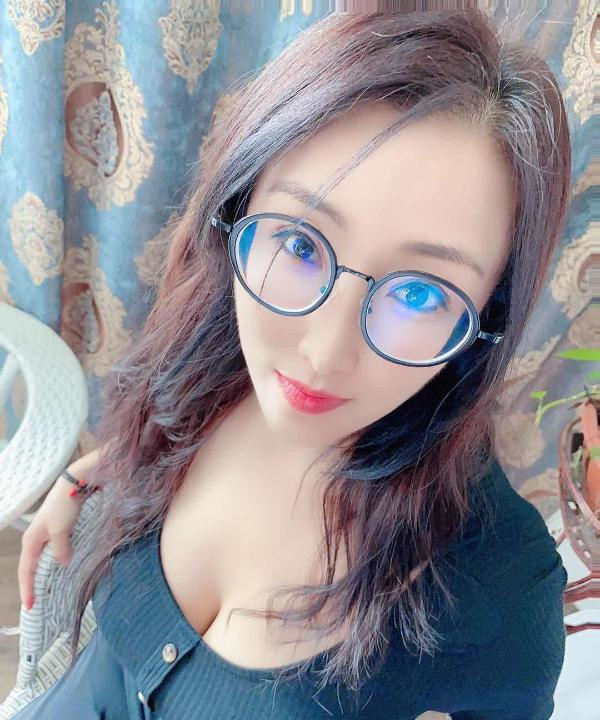 南昌红谷滩妖姬