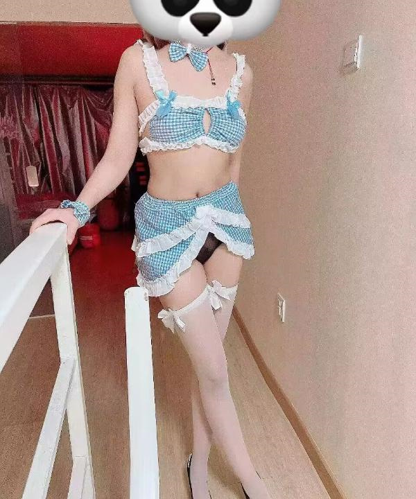 隔壁小姐姐