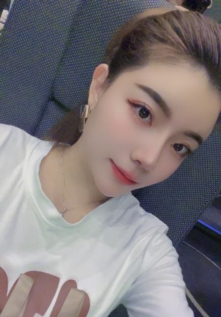 小尺按摩妹子