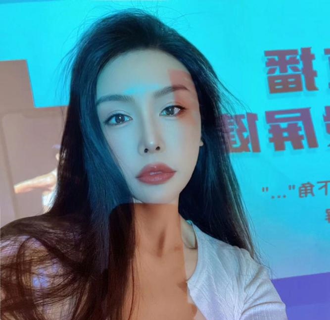 东站附近大胸妹