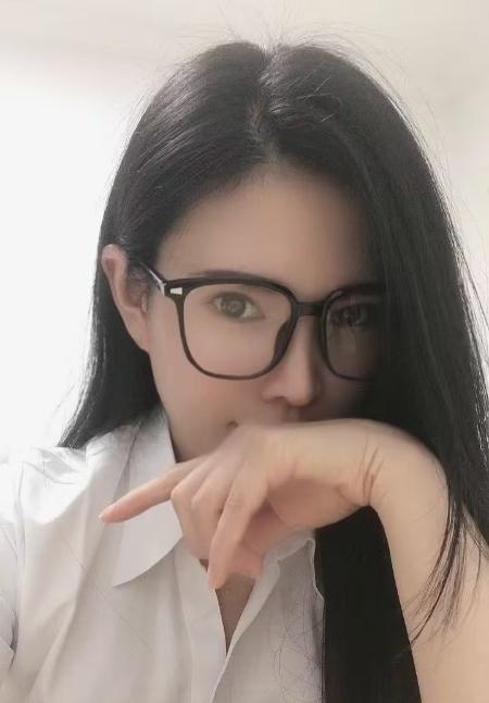 江南美女小曼
