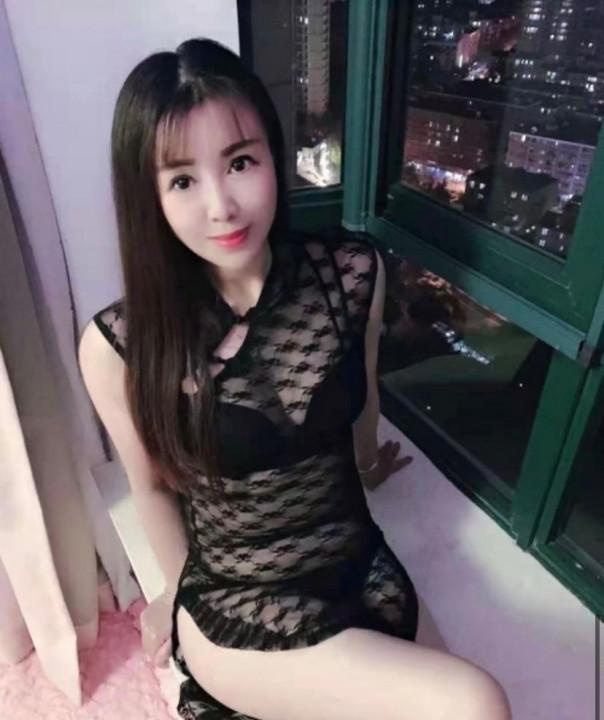 武汉性感少妇灵灵