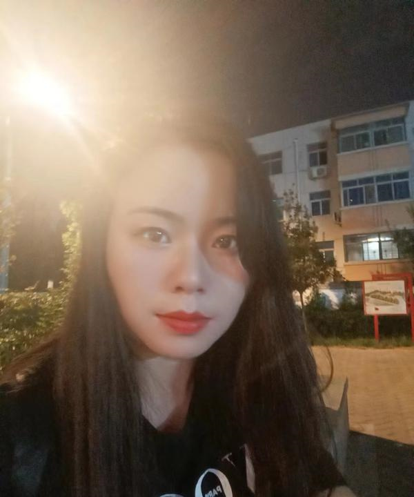 二七能吸会夹小少妇