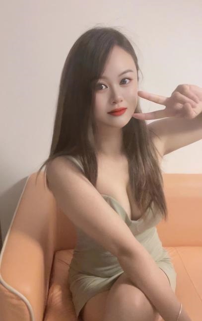 天河大胸小琳