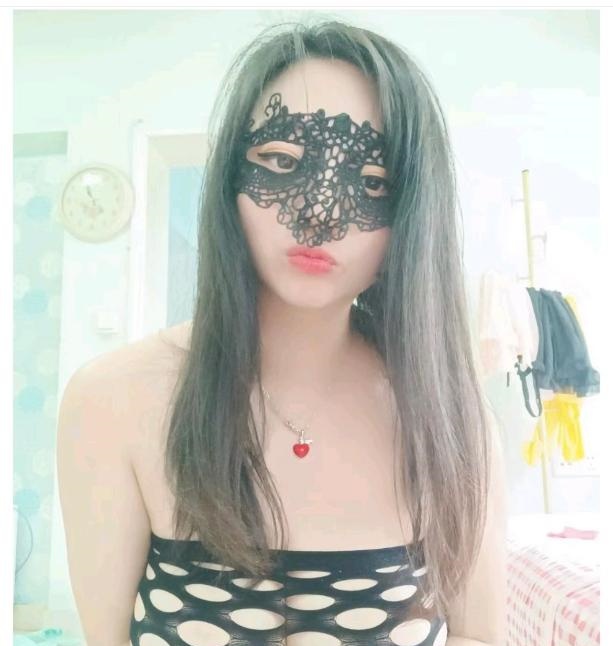 川渝两头跑的巨乳少妇