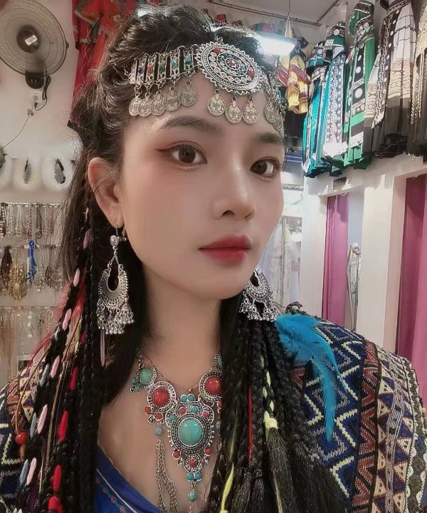 颜值小美女雅雅