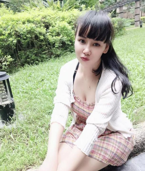 韵味骚少妇