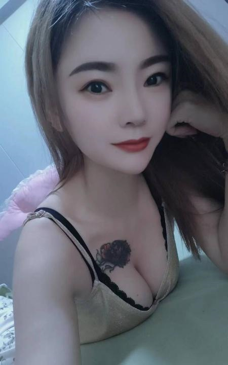 固戍性感猫咪