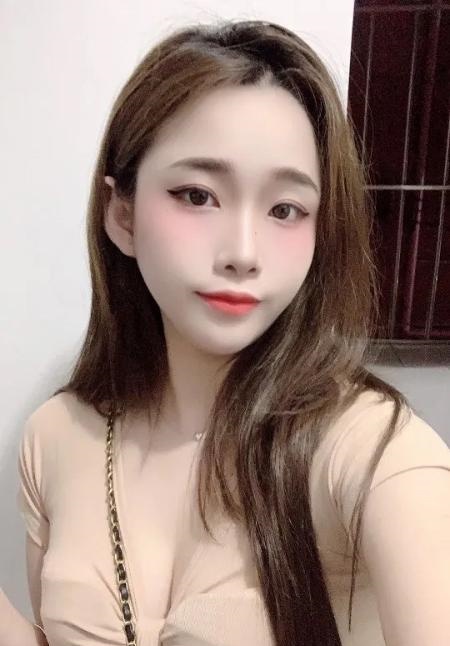 三通小骚货甜甜