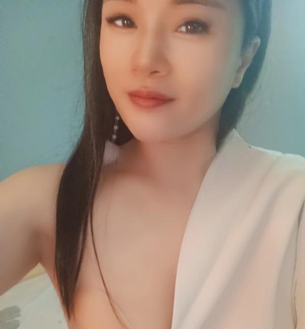 罗湖冰雪儿